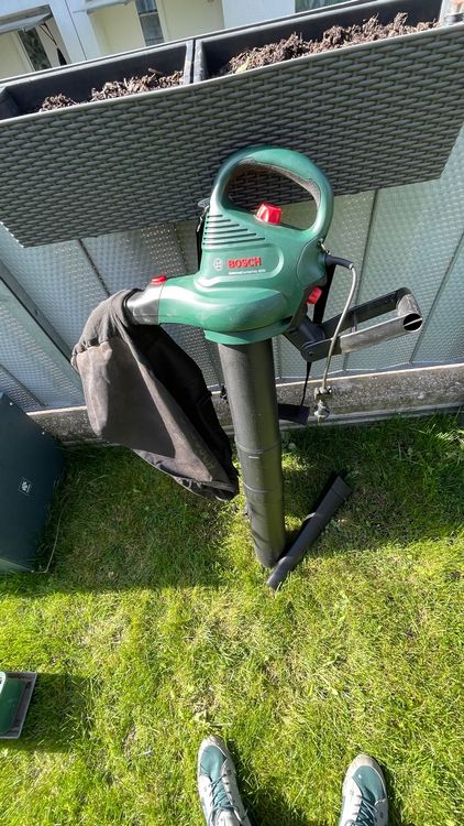 Laubsauger/Laubbläser von Bosch GardenTidy 3000 Kaufen auf Ricardo