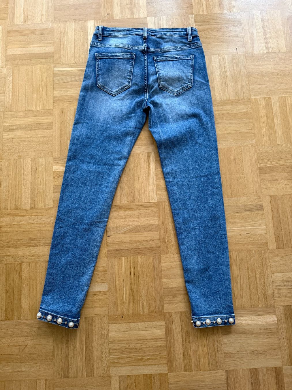 Jeans: Damen Jeans – Usato da Birsfelden venduto da edw_2mjn 2