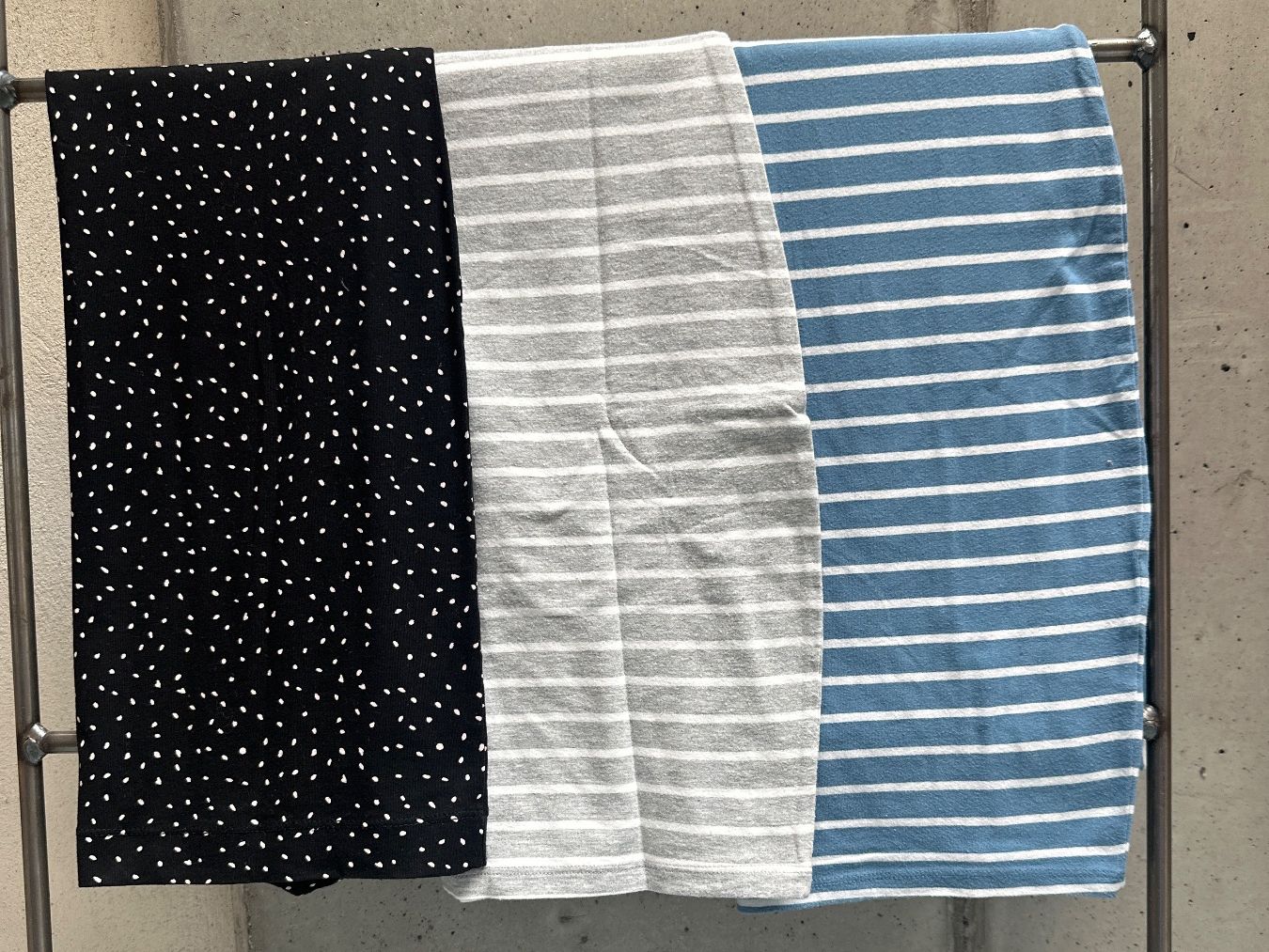 Vestiti: 3 T-shirt Kleider – Usato da Leuk-Stadt venduto da nadlerhu 4