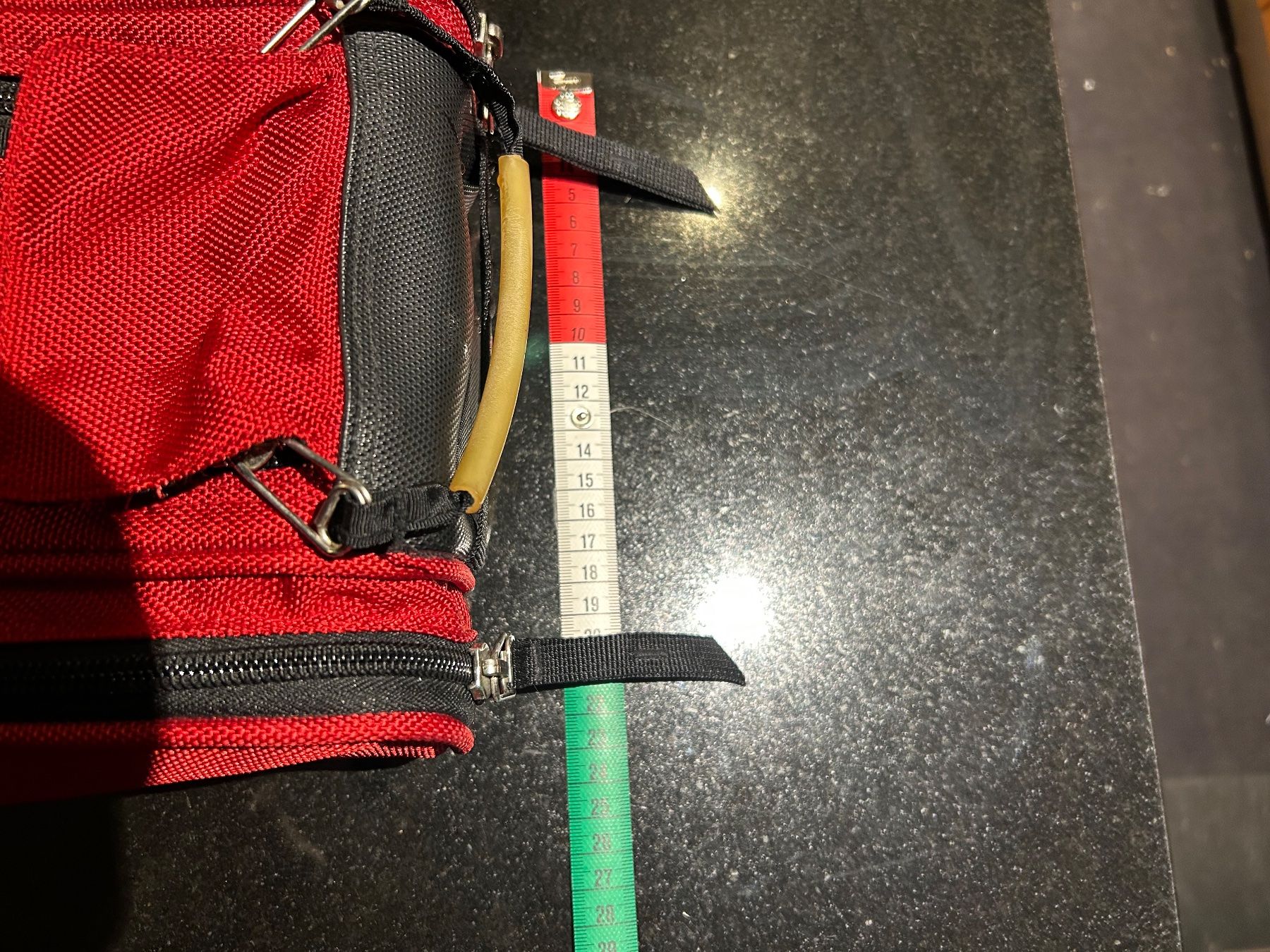 Custodie per cosmetici: Toilettenbeutel Victorinox – Usato da Zumikon venduto da Uranus88 6