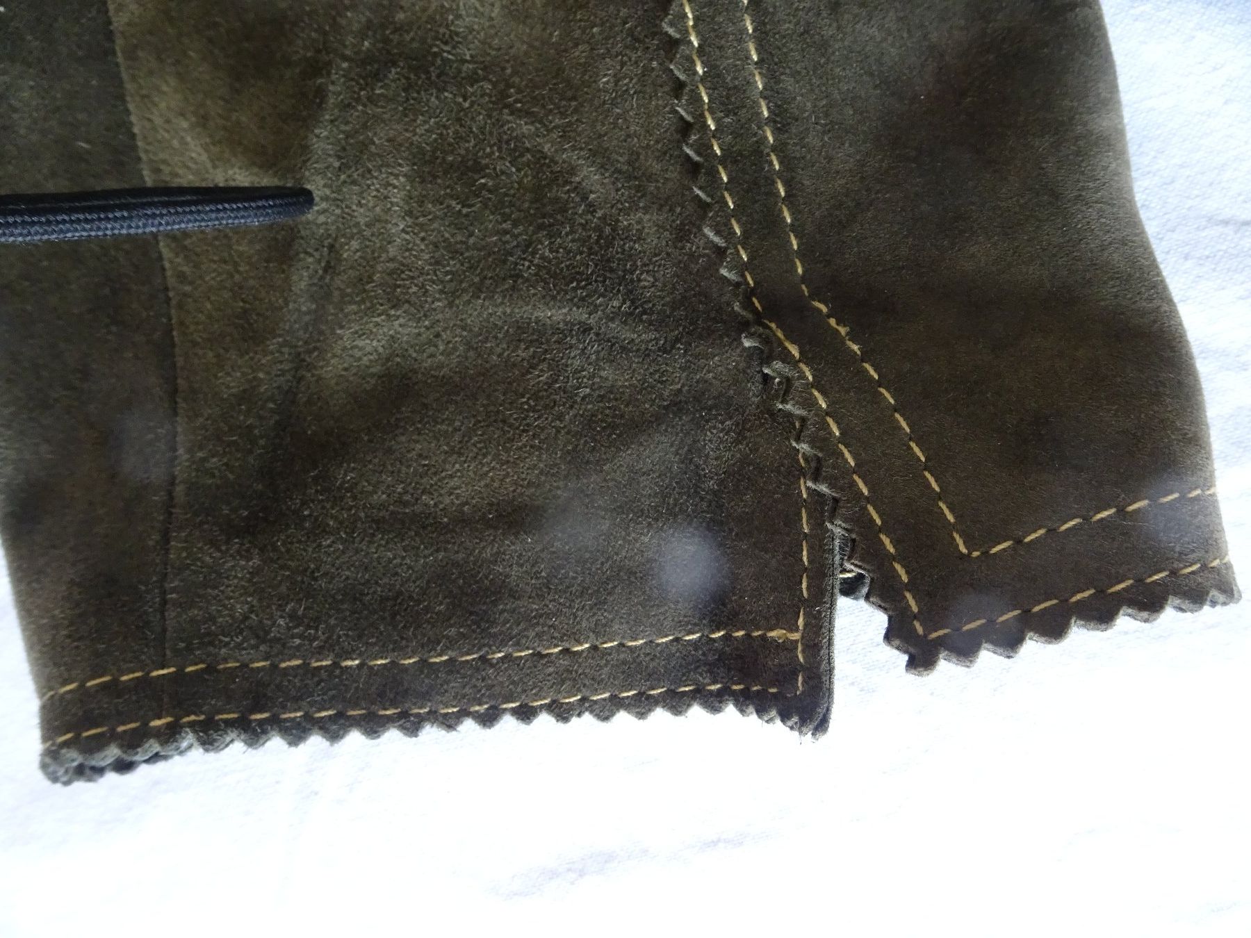 Completi & Tailleur: Wunderschöner Wildleder-Hosenanzug – Nuovo (secondo la descrizione) da männedorf venduto da purzelchen 8