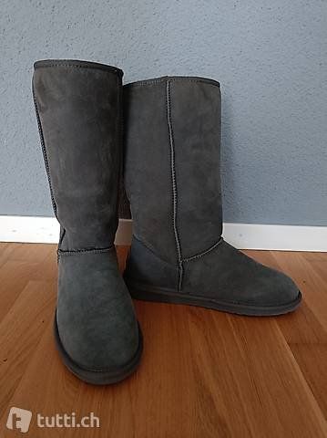 Scarpe da donna: EMU Australia Lammfellstiefel Grösse 42 – Usato da Dietlikon venduto da Dietlikon_Verkauf