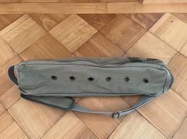 Olivfarbene Yogamatten Tasche von Manduka