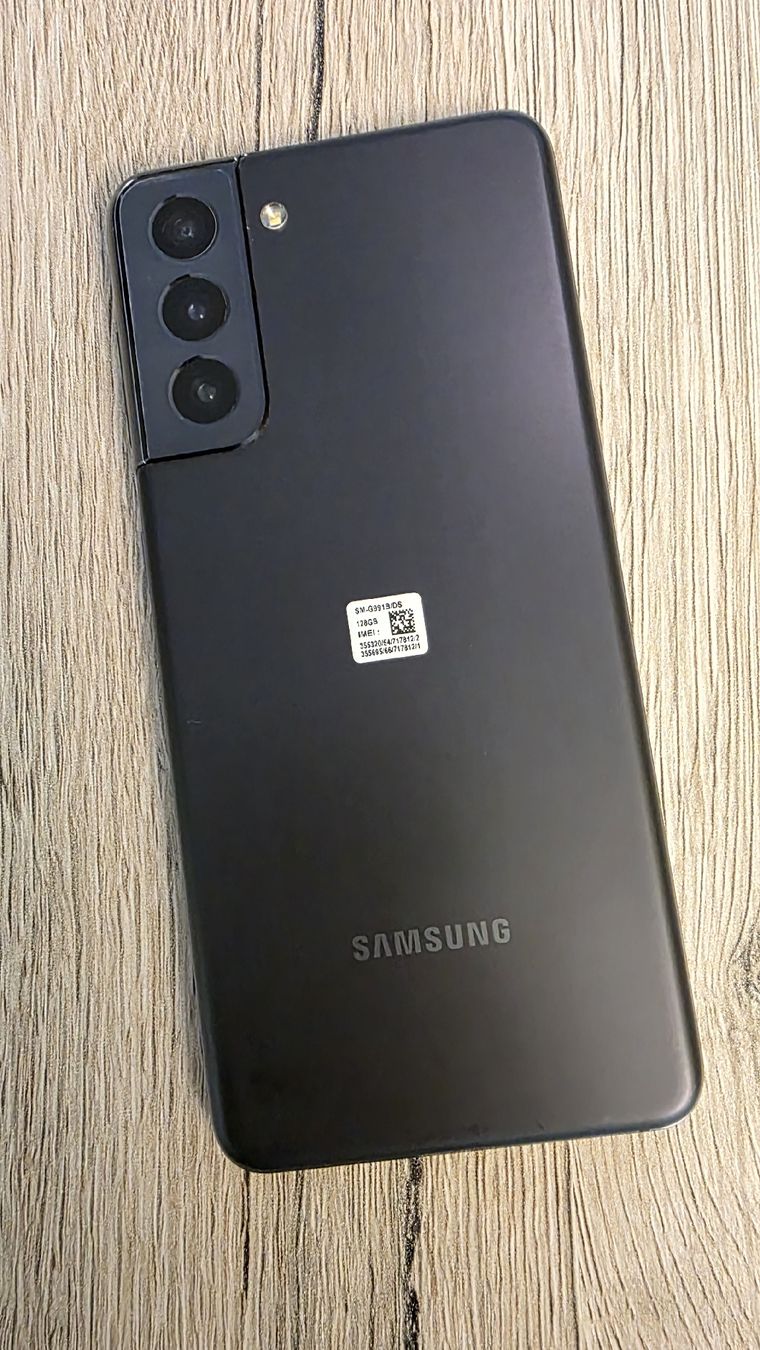 Samsung Telefoni cellulari / Smartphones: Samsung S21 schwarz 128GB – Usato da Schlieren venduto da Lapovac