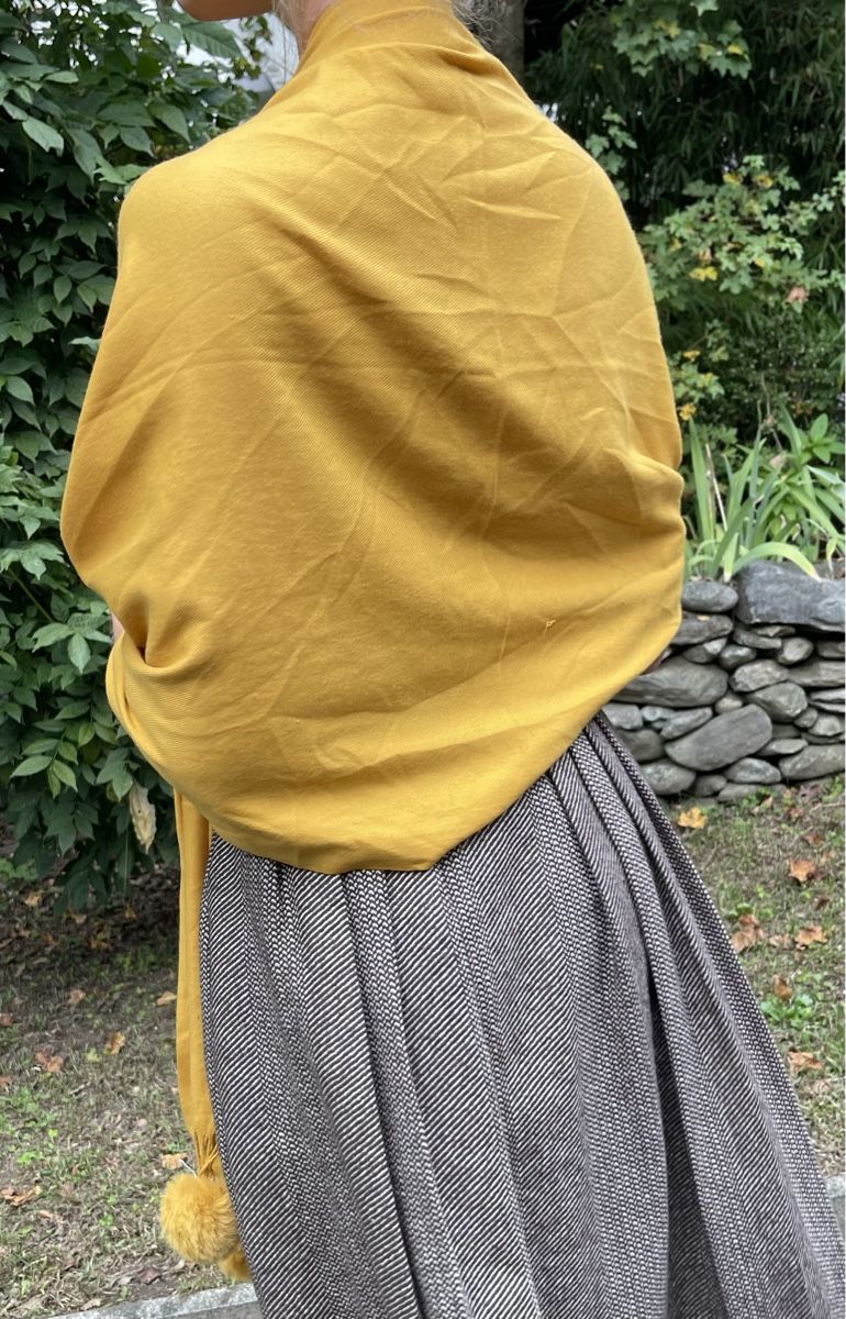 Foulard & Sciarpe: Sciarpa Poncho color senape -chic e elegante per invern – Nuovo (secondo la descrizione) da Gordevio venduto da LanaZimm 5