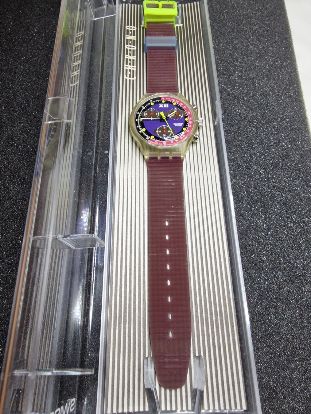 Swatch Uhren: Swatch. Ref. SCK 101 "Blue Chip" 38mm – Neu und originalverpackt aus Bülach von  1