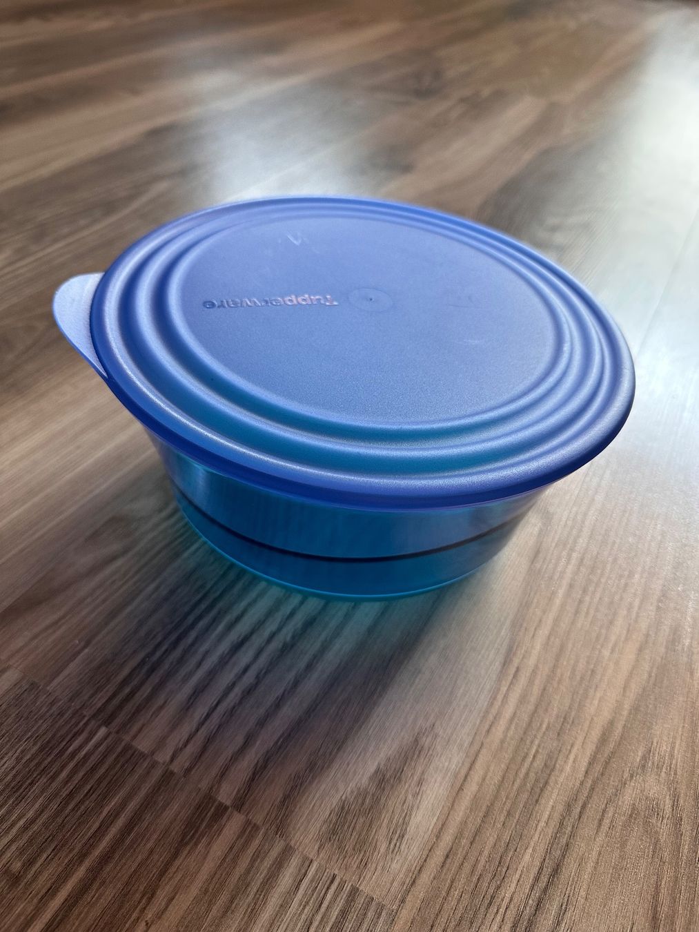 Schalen: Tupperware Schüssel eleganzia – Gebraucht aus Schiers von