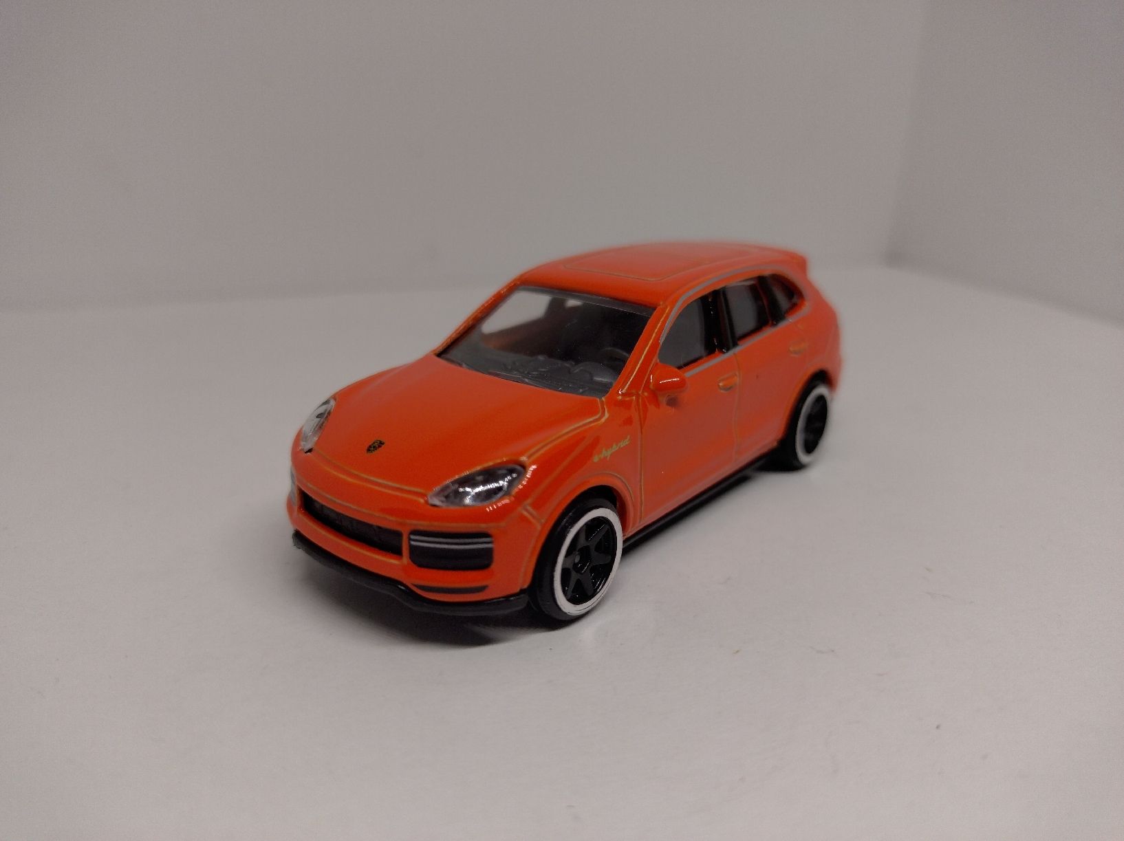Majorette Modellini d'auto: Majorette, Porsche Cayenne Turbo S – Usato da La Chaux-de-Fonds venduto da Pierrot8404