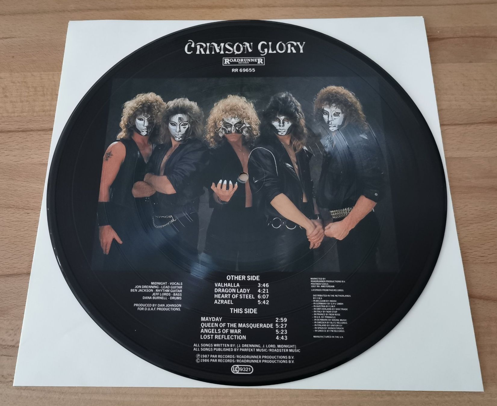 Dischi in vinile: CRIMSON GLORY: Same LP Picture Disc Original Roadrunner 1987 – Usato da Münchwilen TG venduto da Swb 1