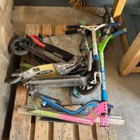 Diverse Trotis Scooter für Ersatzteile oder zum Restaurieren