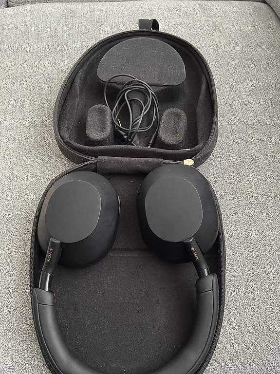 Cuffie: SONY WH-1000XM5  Kopfhörer  – Usato da Abtwil SG venduto da leon-77 2