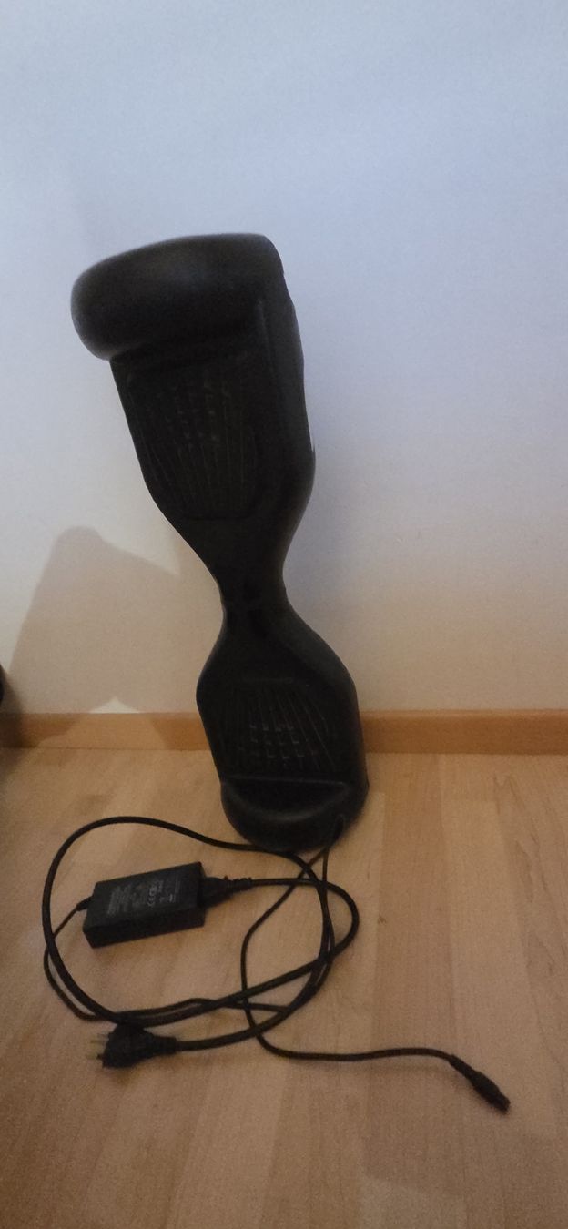 Hoverboard: Black Hoverboard  – Usato da Jonen venduto da eth_6wpb 1