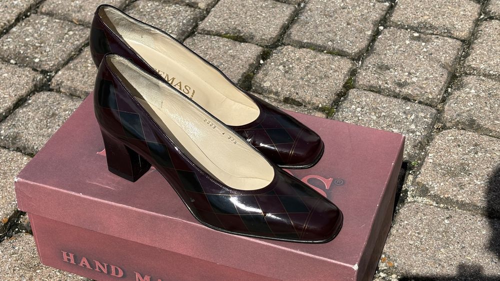Chaussures GES taille 41 neuves - GES - 79700 - Troc Vélo