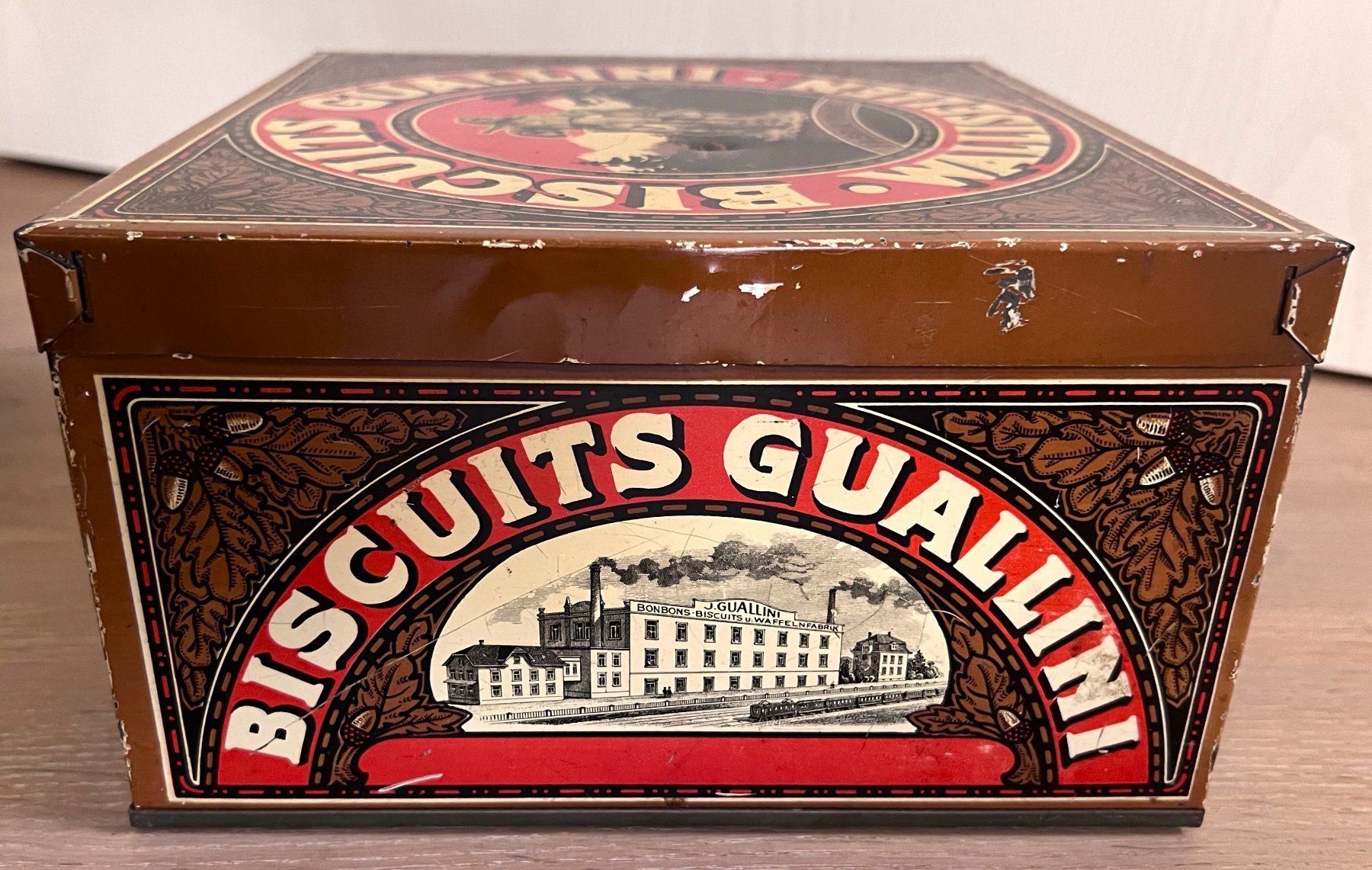 Barattoli: Antike Blechdose "BISCUITS GUALLINI , WALLISELLEN TELL" top! – Usato da Rothrist venduto da Brandystar 6