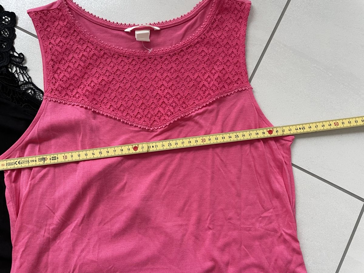 T-shirt: Zwei lässige T Shirts Gr M – Nuovo (secondo la descrizione) da Rüti ZH venduto da kar_xx9l 3
