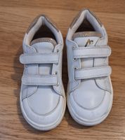 Baskets enfant, taille 28