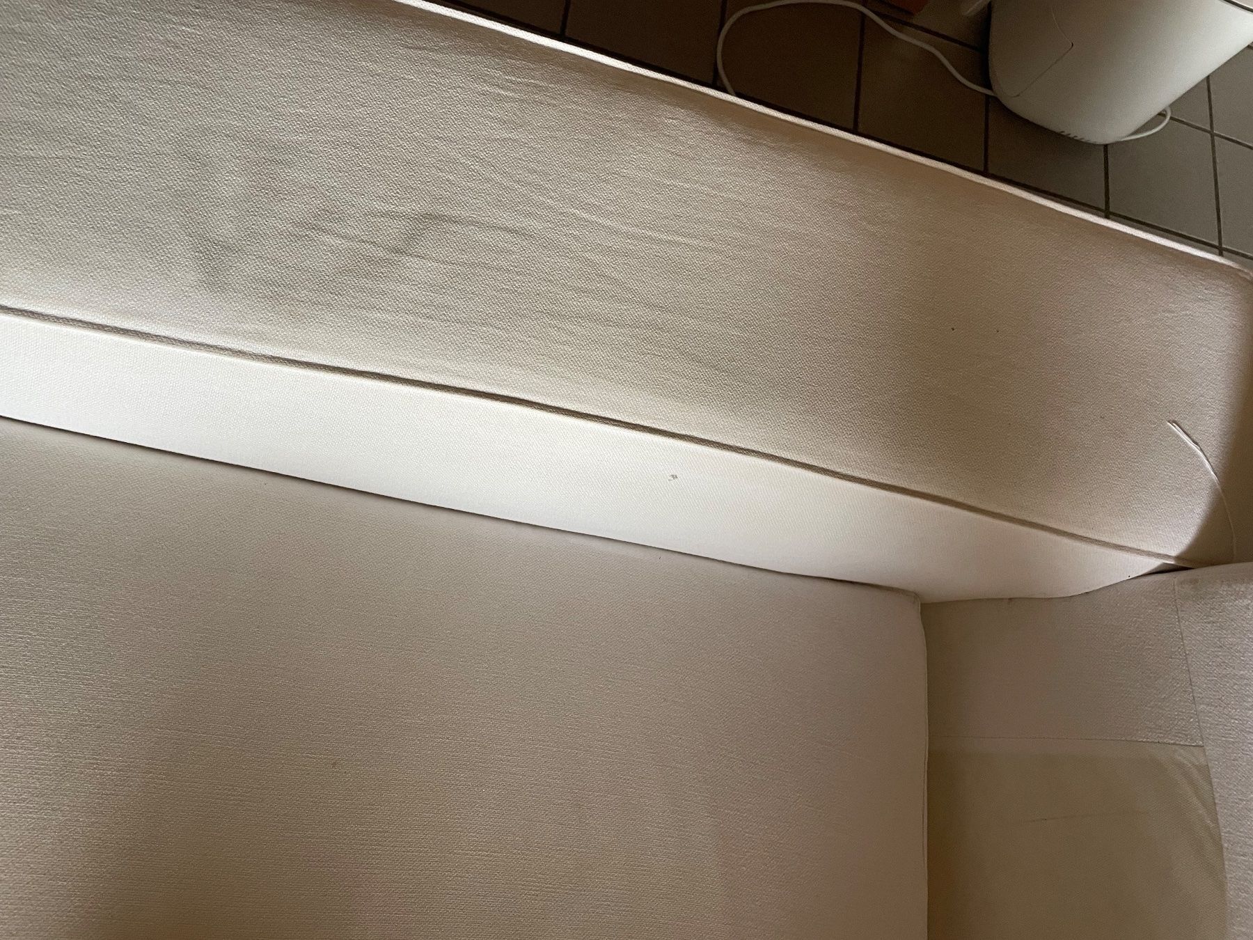 Ikea Divani: Canapé Ikea Kivik blanc – Usato da Delémont venduto da LeRistou 3