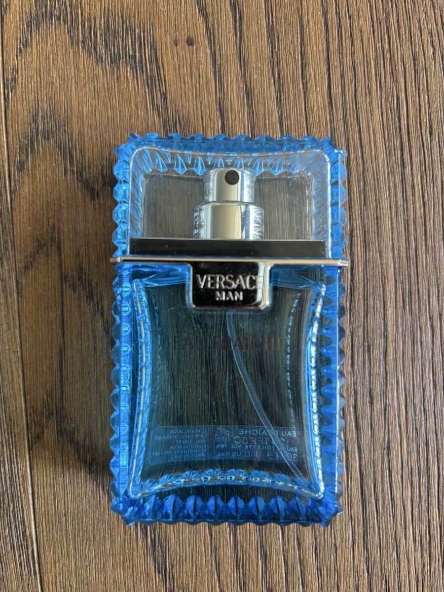 Versace Parfums & Eau de Toilette: Versace Eau Fraiche 30 ML fast voll – D'occasion à Nottwil par jon_wg27 1
