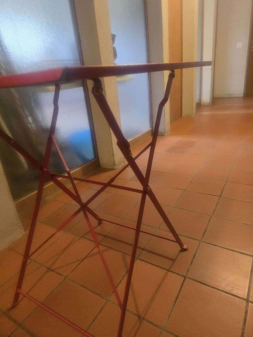 Tables: Beistelltisch – D'occasion à Arbon par malubo 1