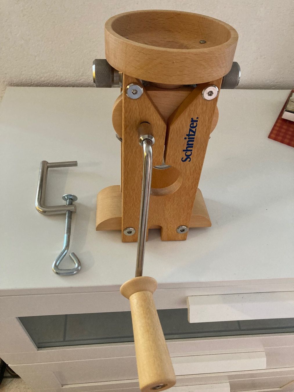 Elettrodomestici da cucina: Handflockenquetsche von Schnitzer Campo – Usato da Happerswil venduto da Dmrmojorisin