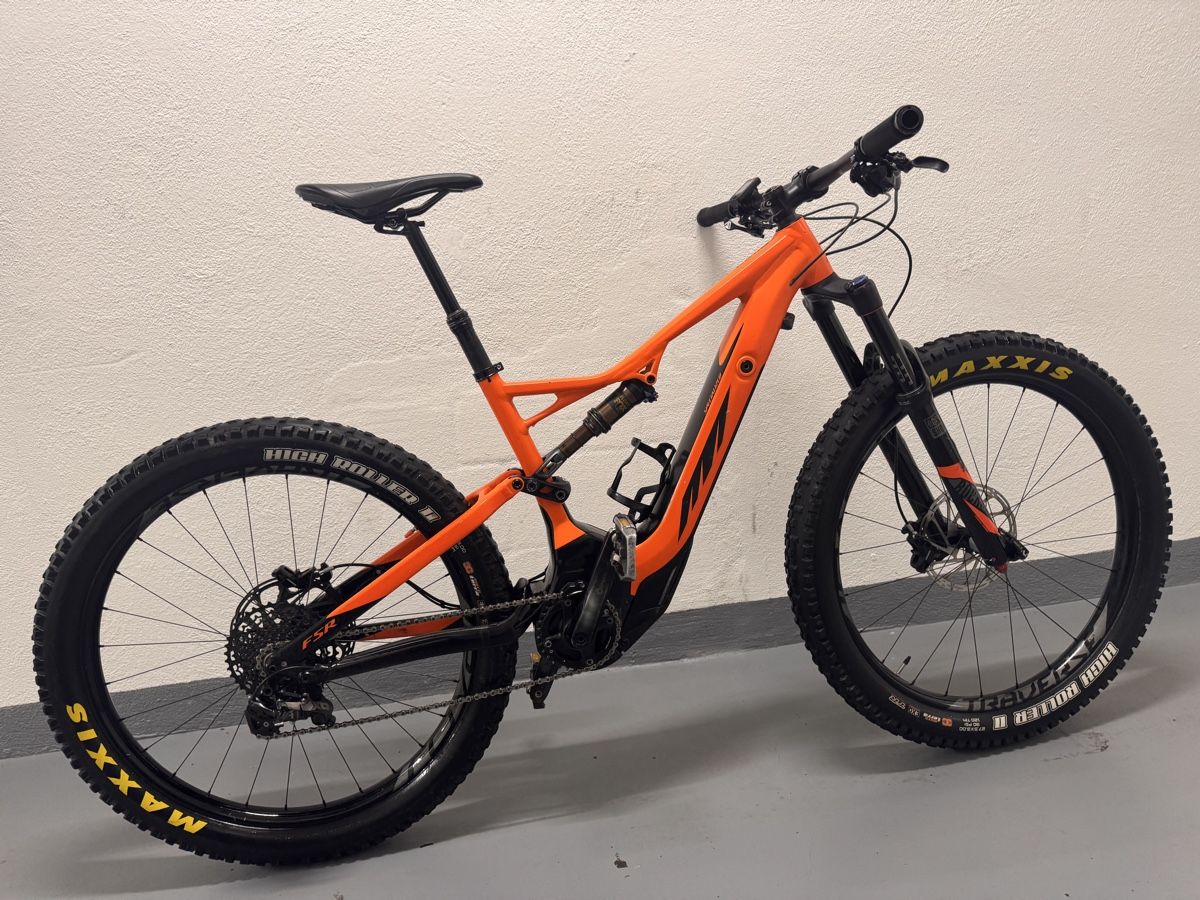 Specialized Velos: Specialized Turbo LEVO  – Gebraucht aus volketswil von A-E-Bikes 1
