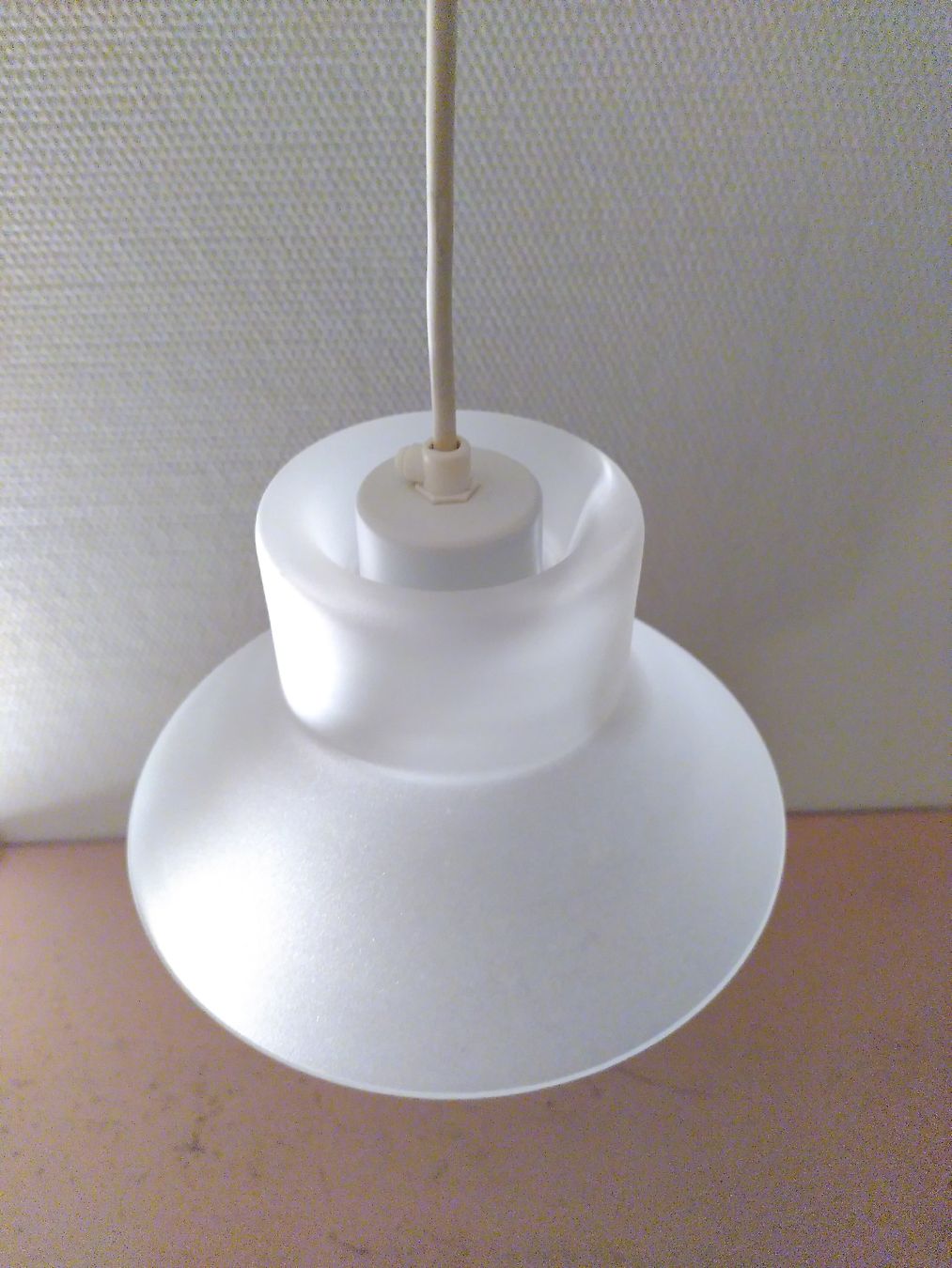 Lampenschirme: Lampenschirm, Glas farblos, mattiert, opal – Gebraucht aus Basel von kas_8r2y 2