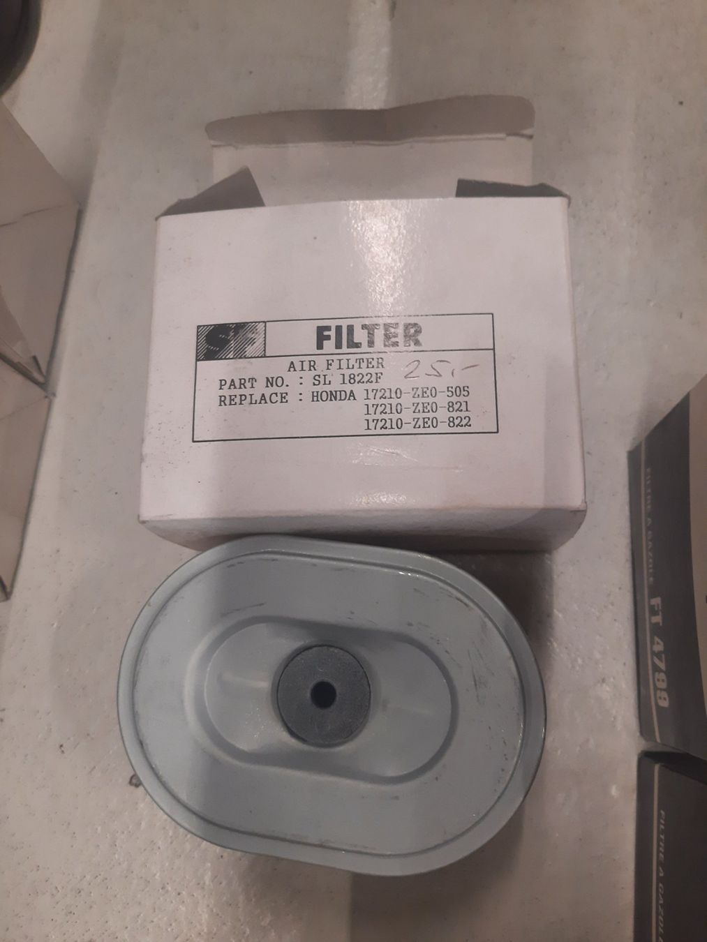 Accessori per altri veicoli: Diverse Filter zu Verkaufen – Nuovo (secondo la descrizione) da Eschlikon TG venduto da Freitech.2015 6
