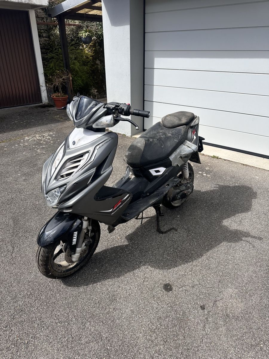 Scooters: Yamaha Aerox – Gebraucht aus Biel/Bienne von Supermoto8