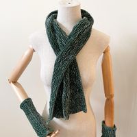 PRIVATSACHEN Cocon. Commerz Scarf + Mittens