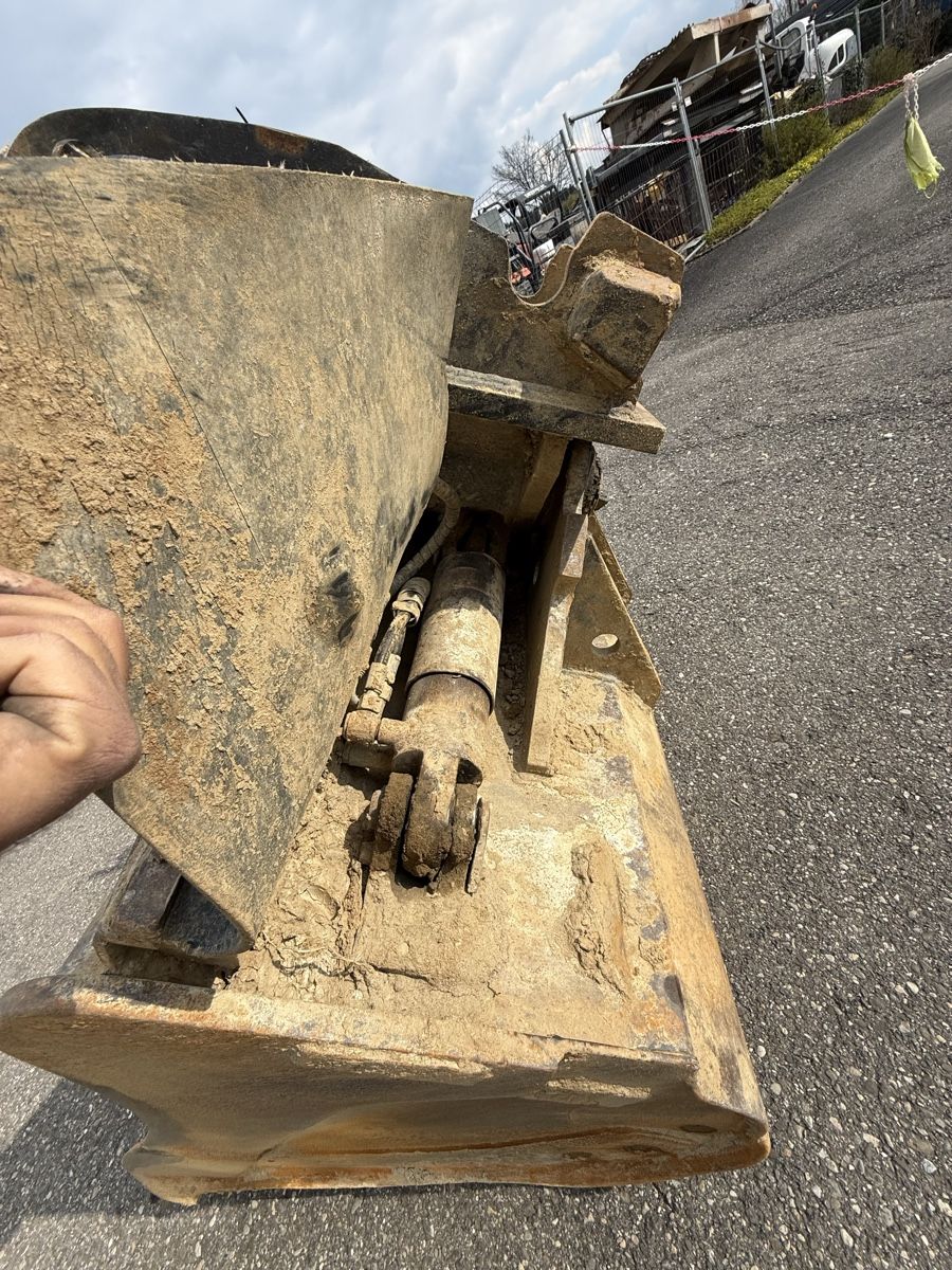 Caterpillar Tutti gli attrezzi: Godet pivotant / Schwenklöffel  Caterpillar – Usato da lyssach venduto da brax2019 5