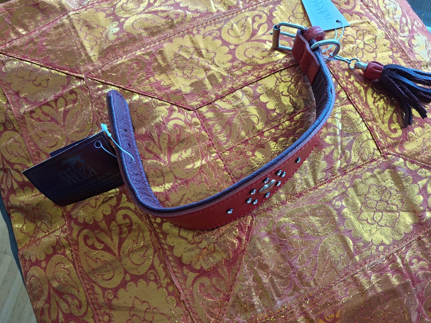 Guinzagli & Collari: Collier rouge petit lévrier, cuir – Nuovo (secondo la descrizione) da Chavannes-Renens venduto da rac_sn2j 1
