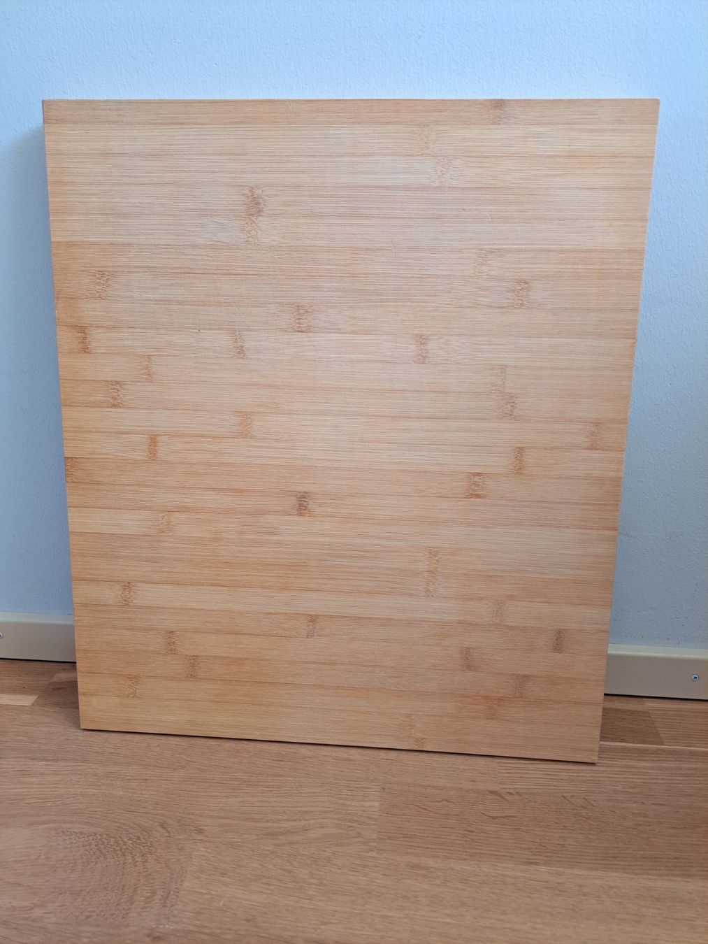Ikea Elettrodomestici da cucina: Grosses Bambus Schneidebrett – Usato da Oetwil am See venduto da Kuechenzeit 1
