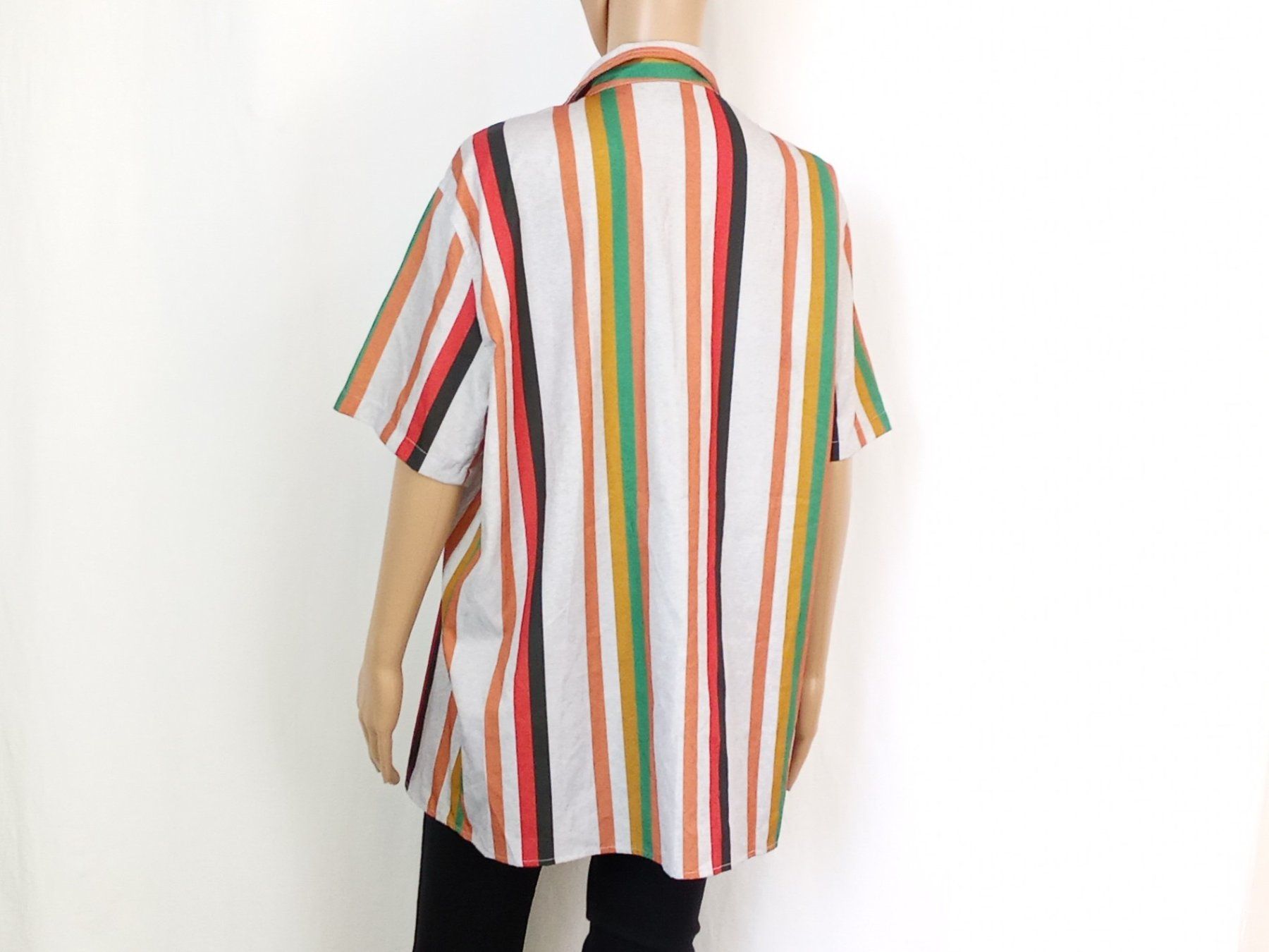 Shein Camicette: 2er Set Unisex- Sommer Kurzarmhemden Gr. L – Usato da Pratteln venduto da Restwert_Pratteln 1