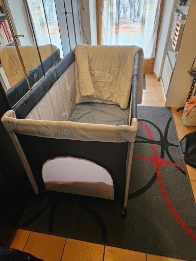 Letti: Lit de voyage pour bébé – Usato da Vuippens venduto da zybeline01 1