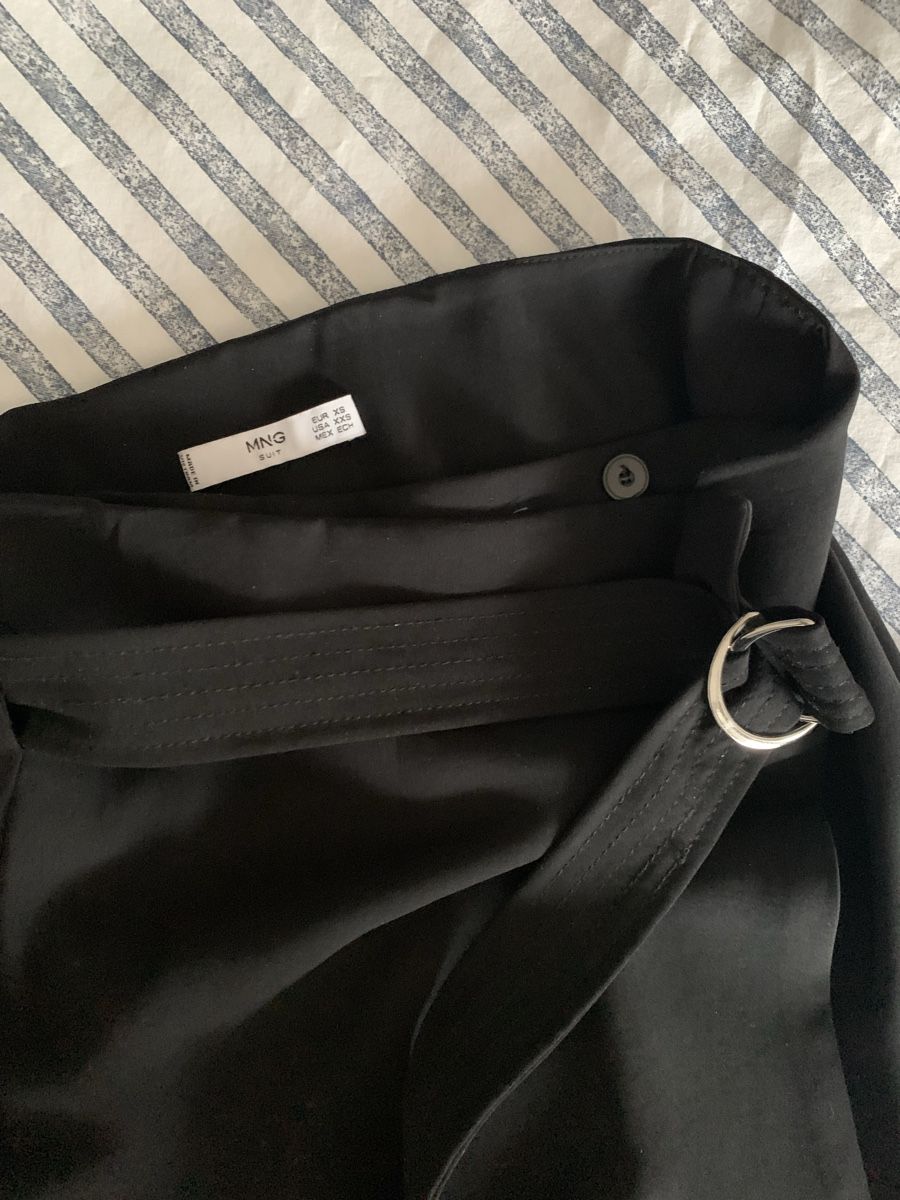 Mango Gonne: Black skirt Mango XS – Usato da Zug venduto da digalvao 1