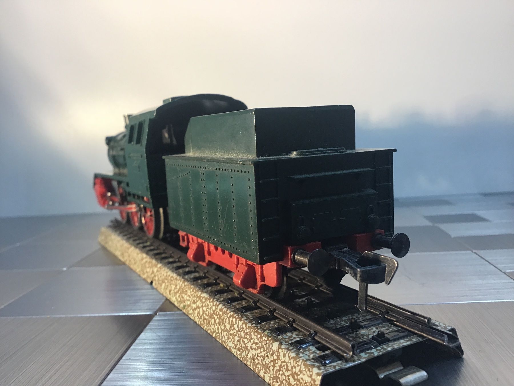 Fleischmann Modellini di ferrovie: FLEISCHMANN LOKOMOTIVE SPUR H0 – Usato da Männedorf venduto da Spezial-Modelle 1