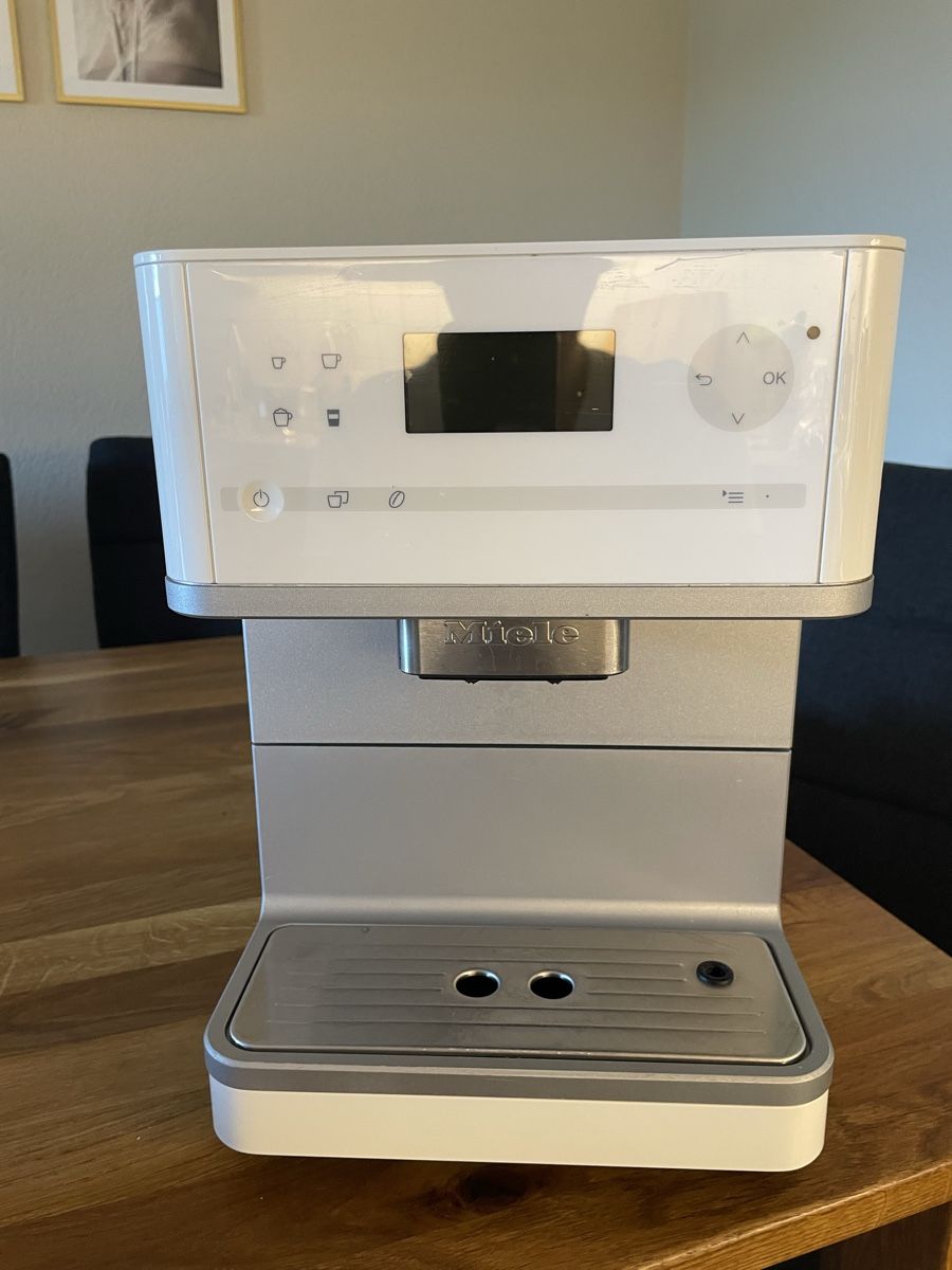 Miele Macchine per caffè & Macchine per espresso: Miele Kaffeemaschine – Usato da Speicher venduto da jazzit_10