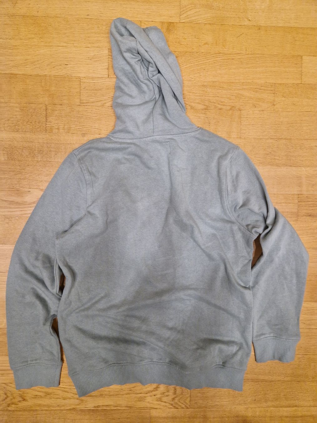 C&A Maglioni & Felpe: Pull C&A garçon,170-176cm,motif skate – Usato da Penthaz venduto da Sosotroc 1