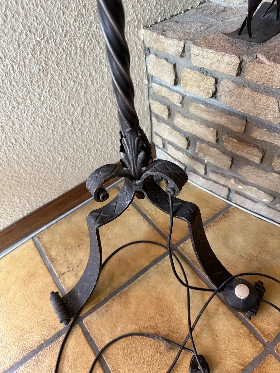 Lampes: Alte Ständerlampe – D'occasion à Glattbrugg par Xena14 2