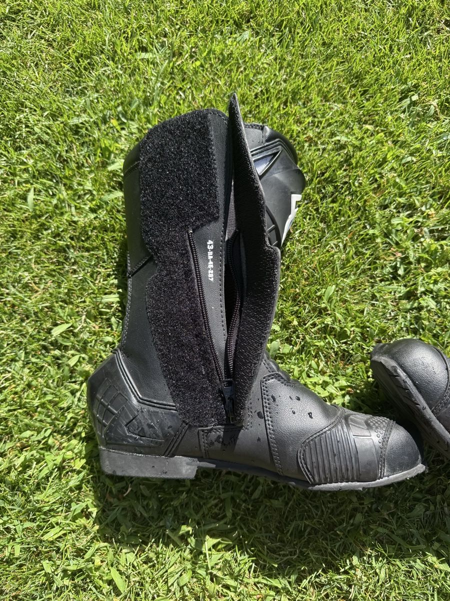 Scarpe da uomo: Bogotto Motorradstiefel Grösse 43 – Usato da Oberentfelden venduto da mat_jbk7 3