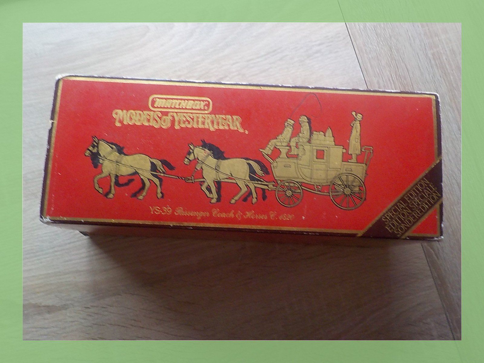 Calèches: Matchbox Pferdegespann Kutsche mit Figuren neuwertig – Neuf avec emballage d'origine à Bülach par Freieck 6