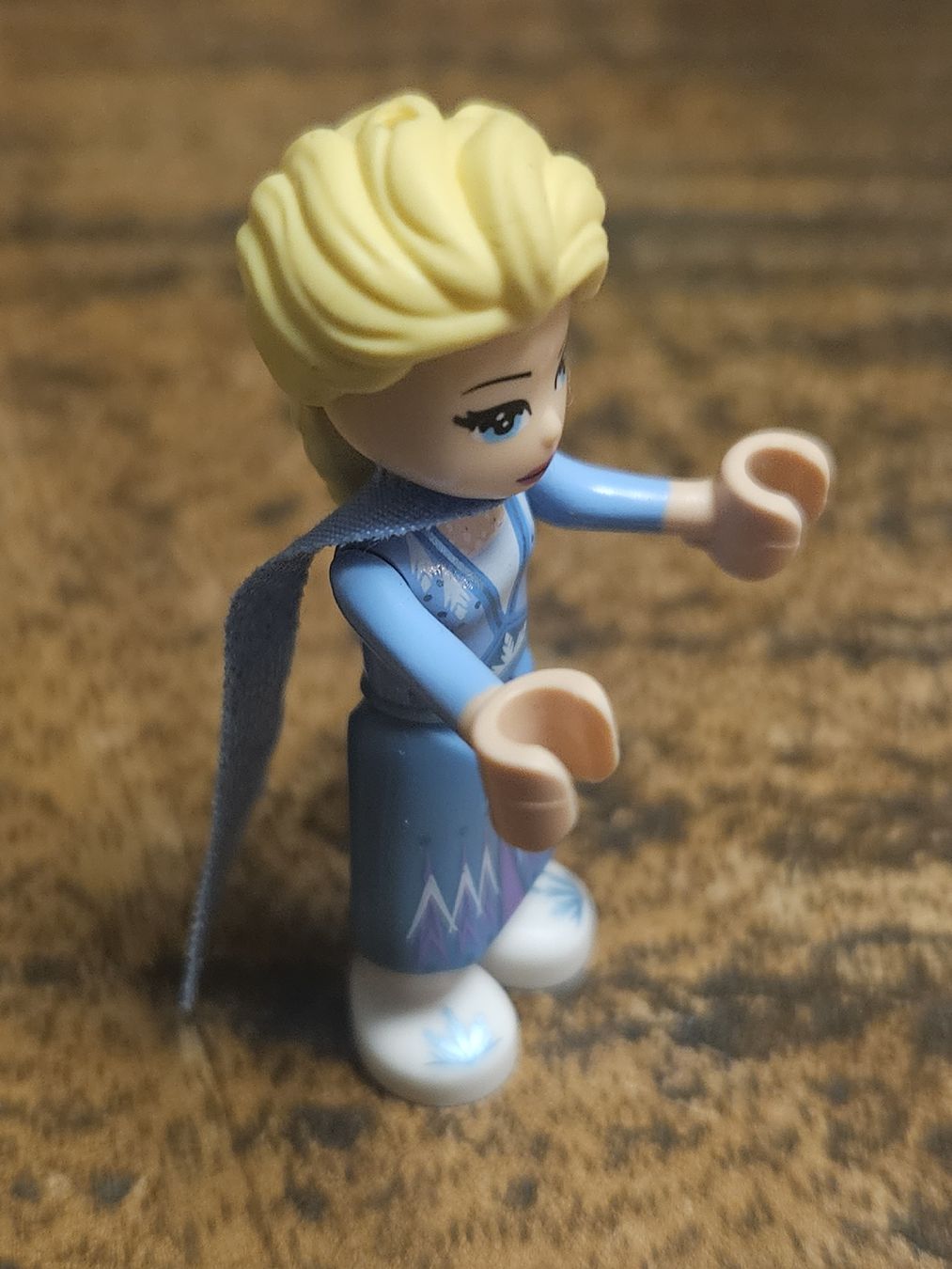 Lego Kit di costruzioni: lego figurine disney princesse dp069 Elsa – Usato da Confignon venduto da Ecrofigs 3
