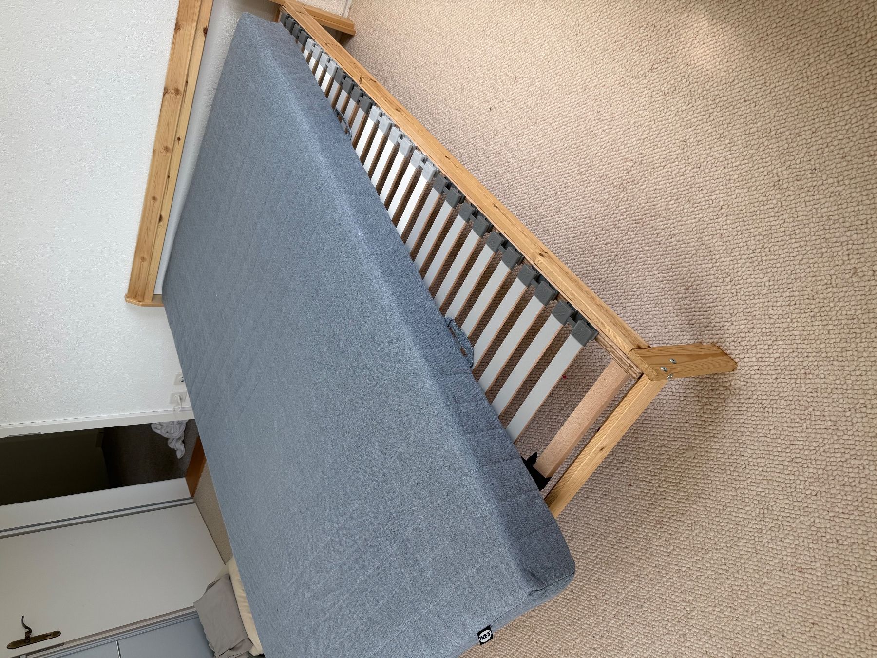 Ikea Letti: IKEA NEIDEN Bettgestell 140x200cm – Usato da Jona venduto da Miele_2025 1