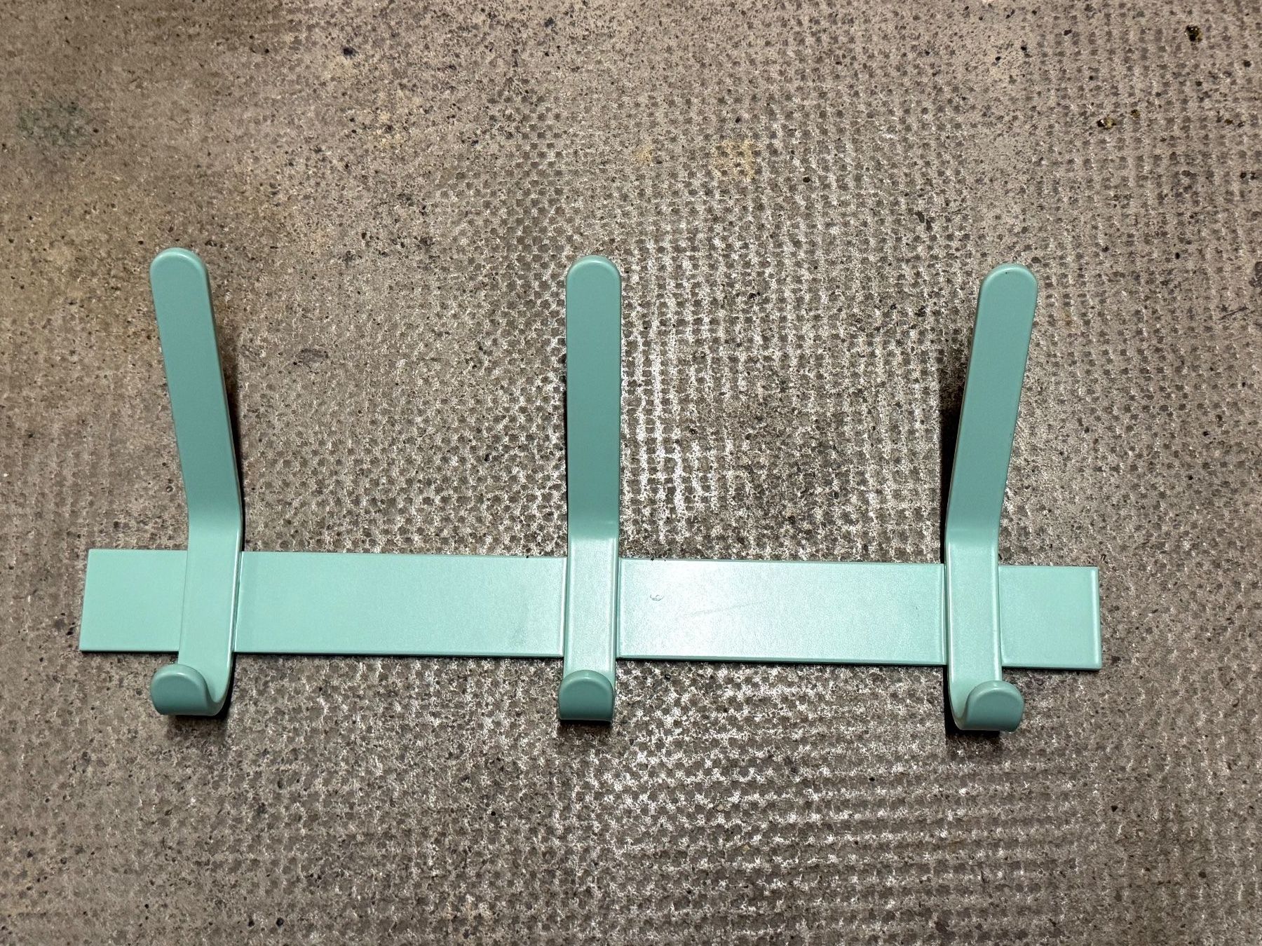 Guardaroba: E15 Ferdinand Kramer Wandgarderobe, Mint, Designerstück – Usato da Basel venduto da kunststern2003 6