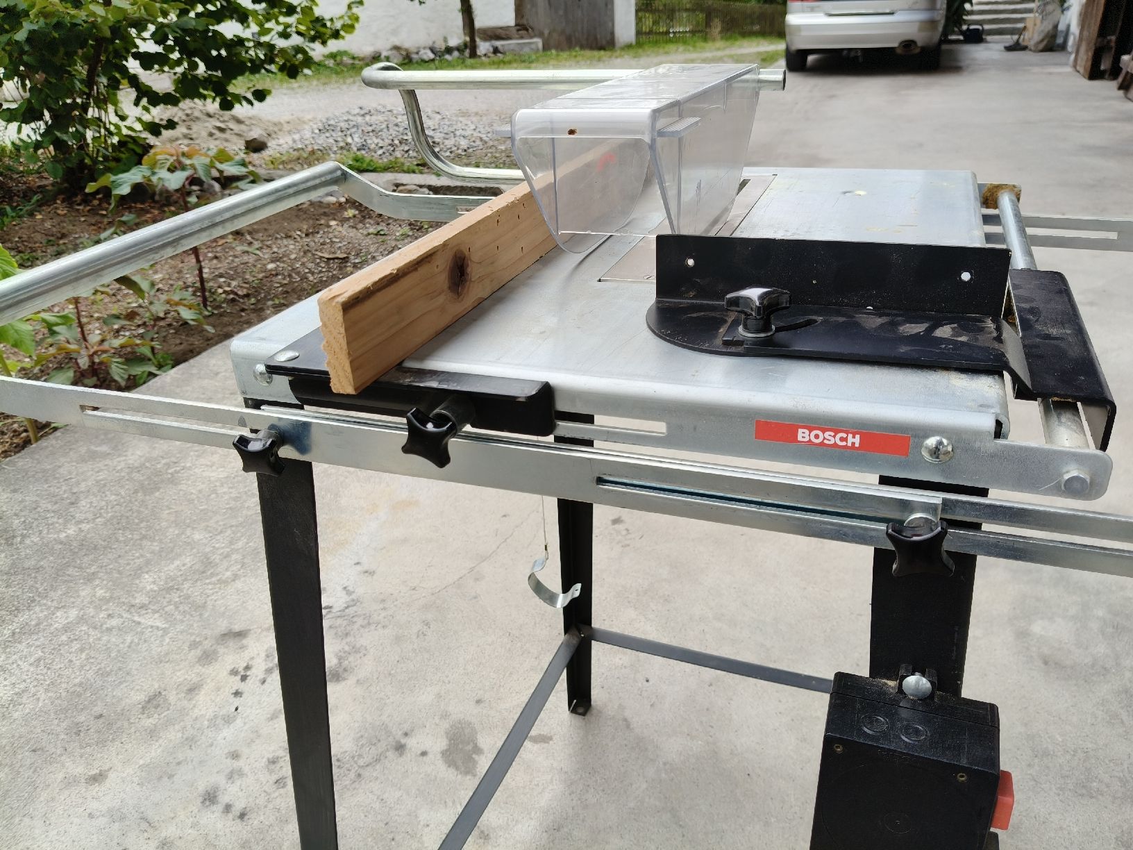 Toutes les machines: Bosch Handkreissägetisch Universal – D'occasion à Kappel am Albis par Casabon 5
