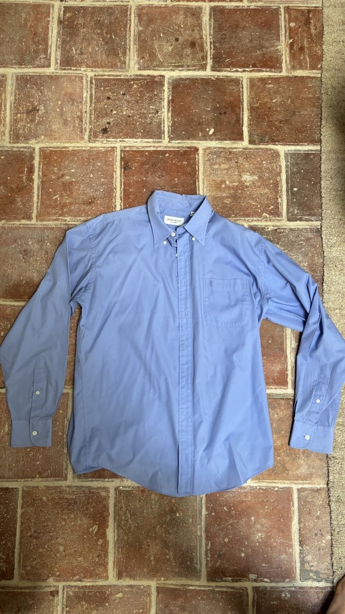 Saint Laurent Camicie: Vintage YSL Hemd oversized, blau – Usato da Bern venduto da kue_db29
