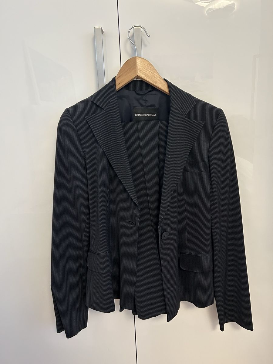 Armani Ensembles & Tailleurs: Giorgio Armani Anzug – D'occasion à Walchwil par Ser_y8w5