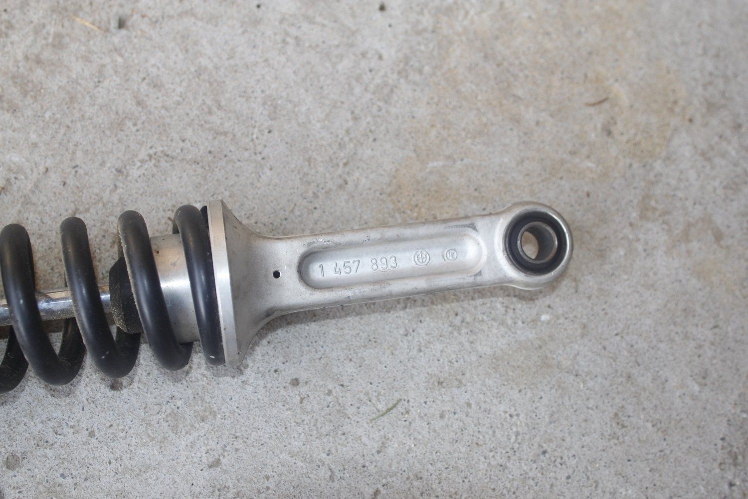 BMW Tutti i ricambio per moto: Federbein BMW R 80 GS – Usato da Mosnang venduto da Gummikuh1000 1