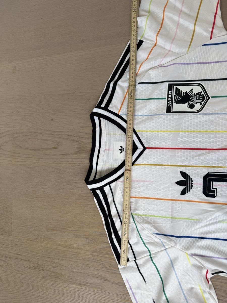 Adidas Maillots de corps & Pantalons: Japan Trikot Gr. L – D'occasion à Allschwil par lor_6cgq 3