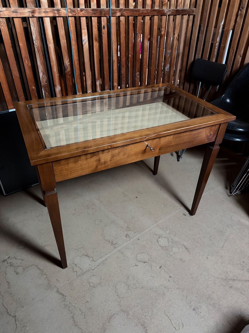 Vitrinen: Tischvitrine im Biedermeier Stil – Gebraucht aus Bern von Kitttykat 1